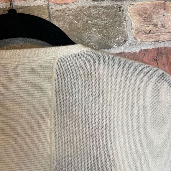 Neiman Marcus Cream 100% Cashmere Fringe Hem Sweater Cardigan Large - Picture 6 of 8